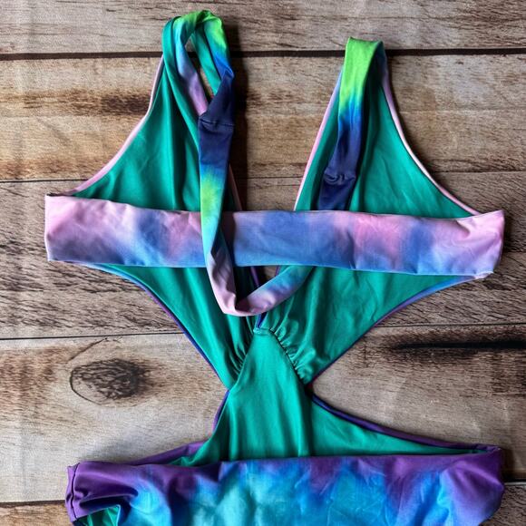 Ague Bendita Vini Malibu One-Piece Crisscross Front Cutouts Open Back Large - Picture 5 of 9